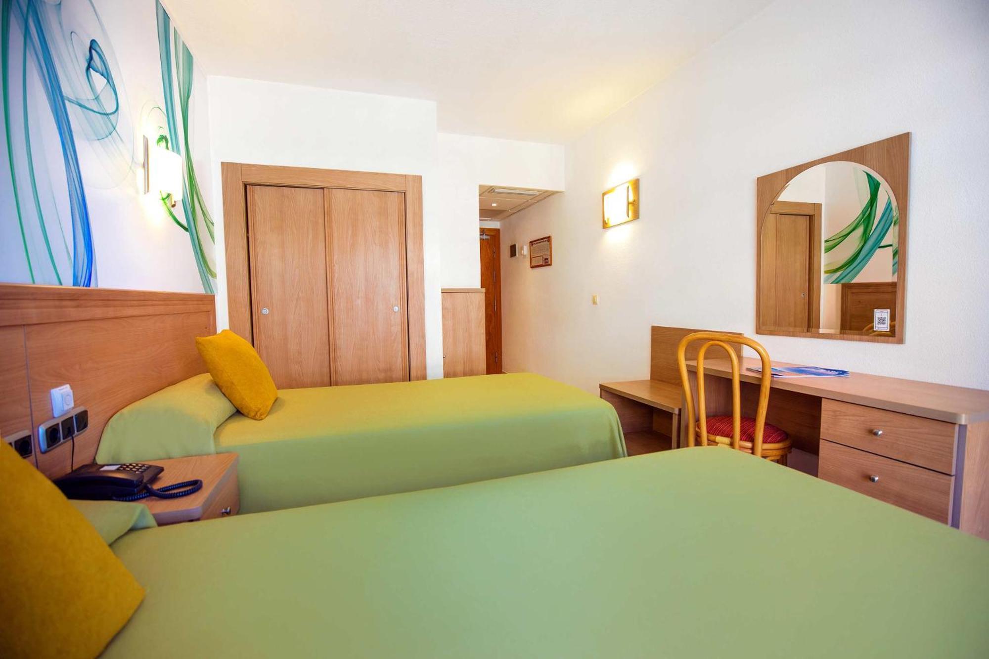 Hotel Servigroup Papa Luna Peníscola Quarto foto